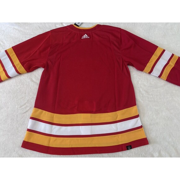 Calgary Flames MIC Adidas Primegreen Size 54 Home Red Sewn Jersey NWT - Picture 10 of 10